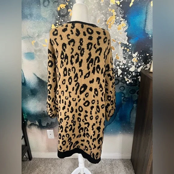 HYFVE | Soft Long Leopard Cardigan - Picture 6 of 8